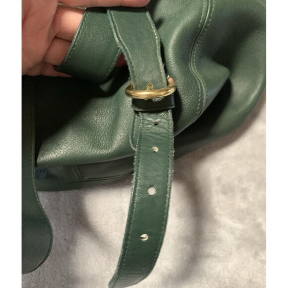 Coach Vintage Belt Green Backpack Leather Brand Logo Embossed USA Made Flaw - Picture 4 of 13